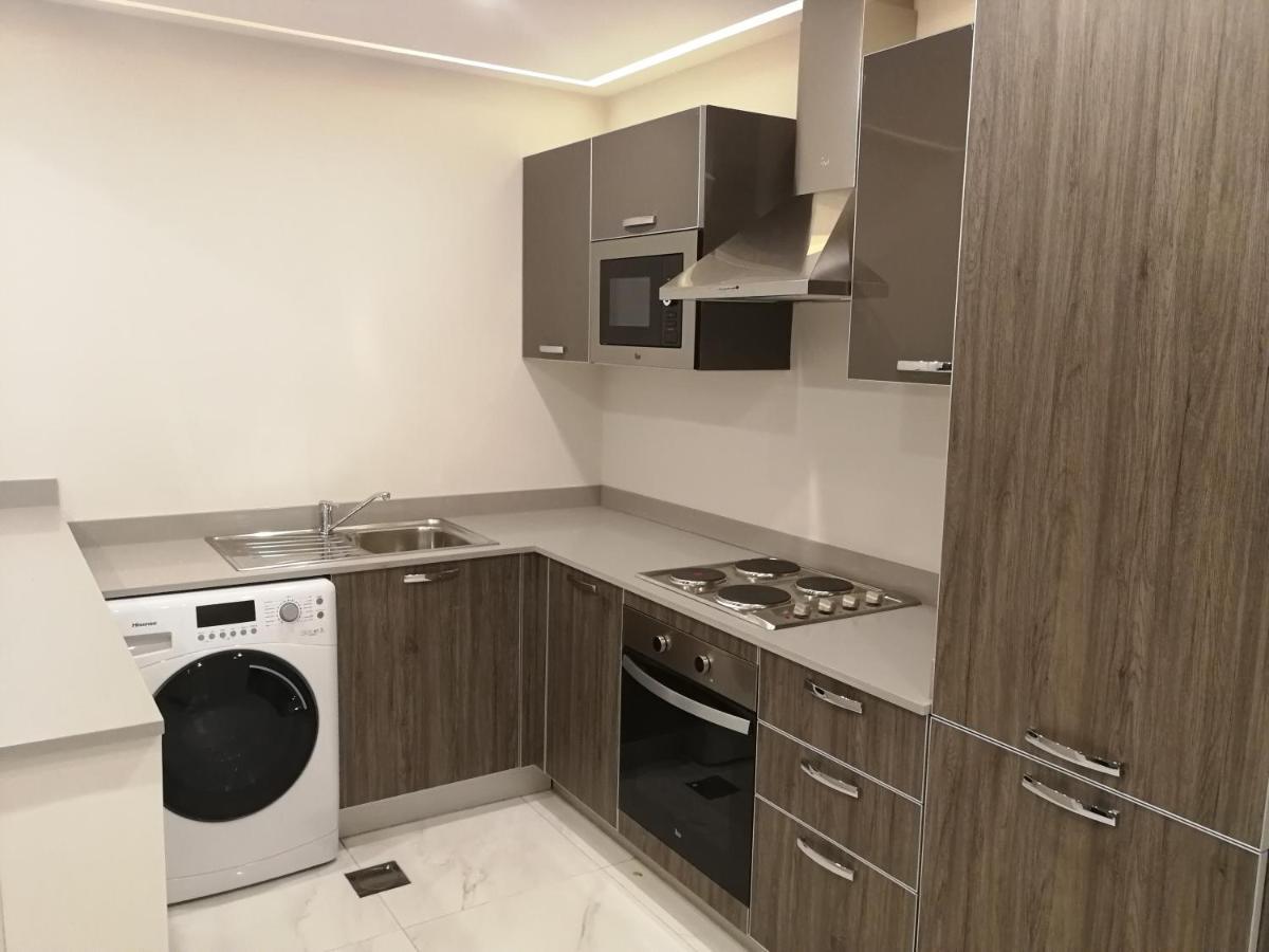 Infinity Juffair Suites Manama Exterior photo